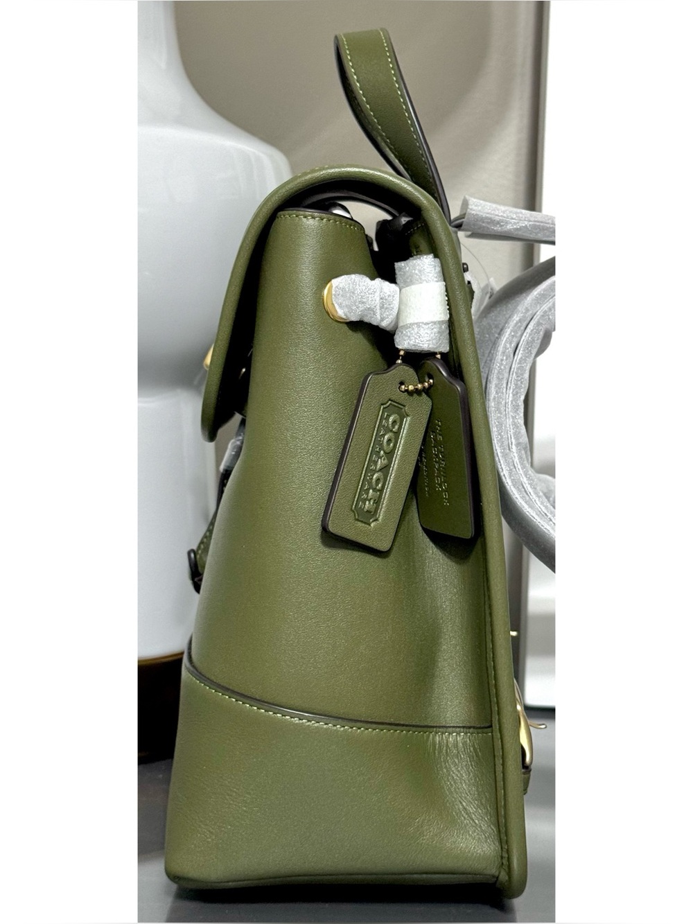COACH Originals Turnlock Glovetanned Leather Backpack, OLIVE GREEN - Picture 4 of 10